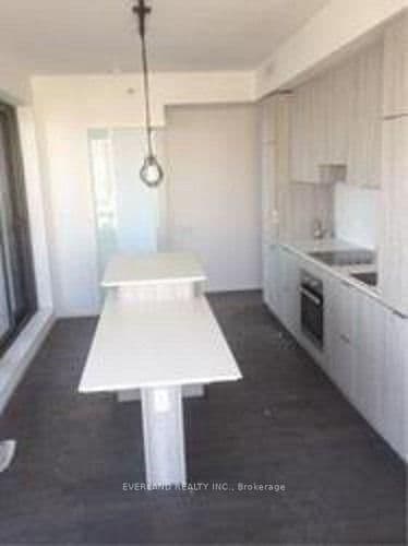 5 St Joseph Street, Unit 3810 thumbnail 4