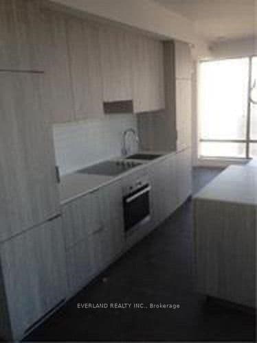 5 St Joseph Street, Unit 3810 thumbnail 5