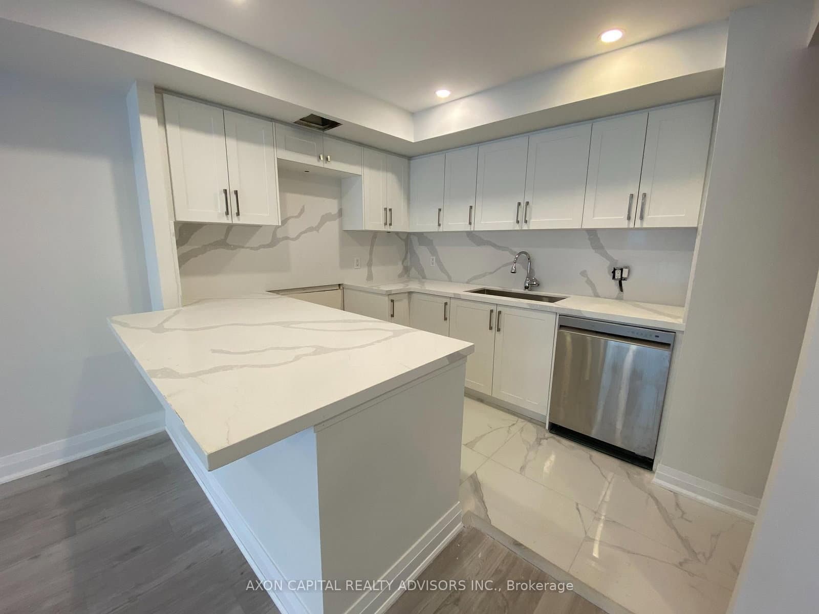25 The Esplanade, Unit 2513 thumbnail 2