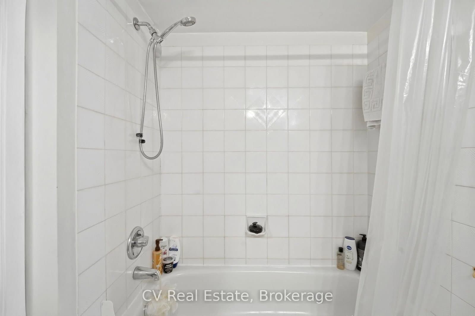 222 The Esplanade, Unit 506 thumbnail 19