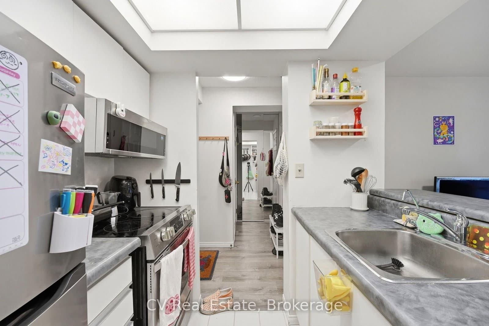 222 The Esplanade, Unit 506 thumbnail 8
