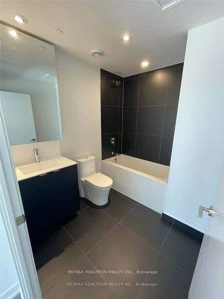 20 Edward Street, Unit 2106 thumbnail 10