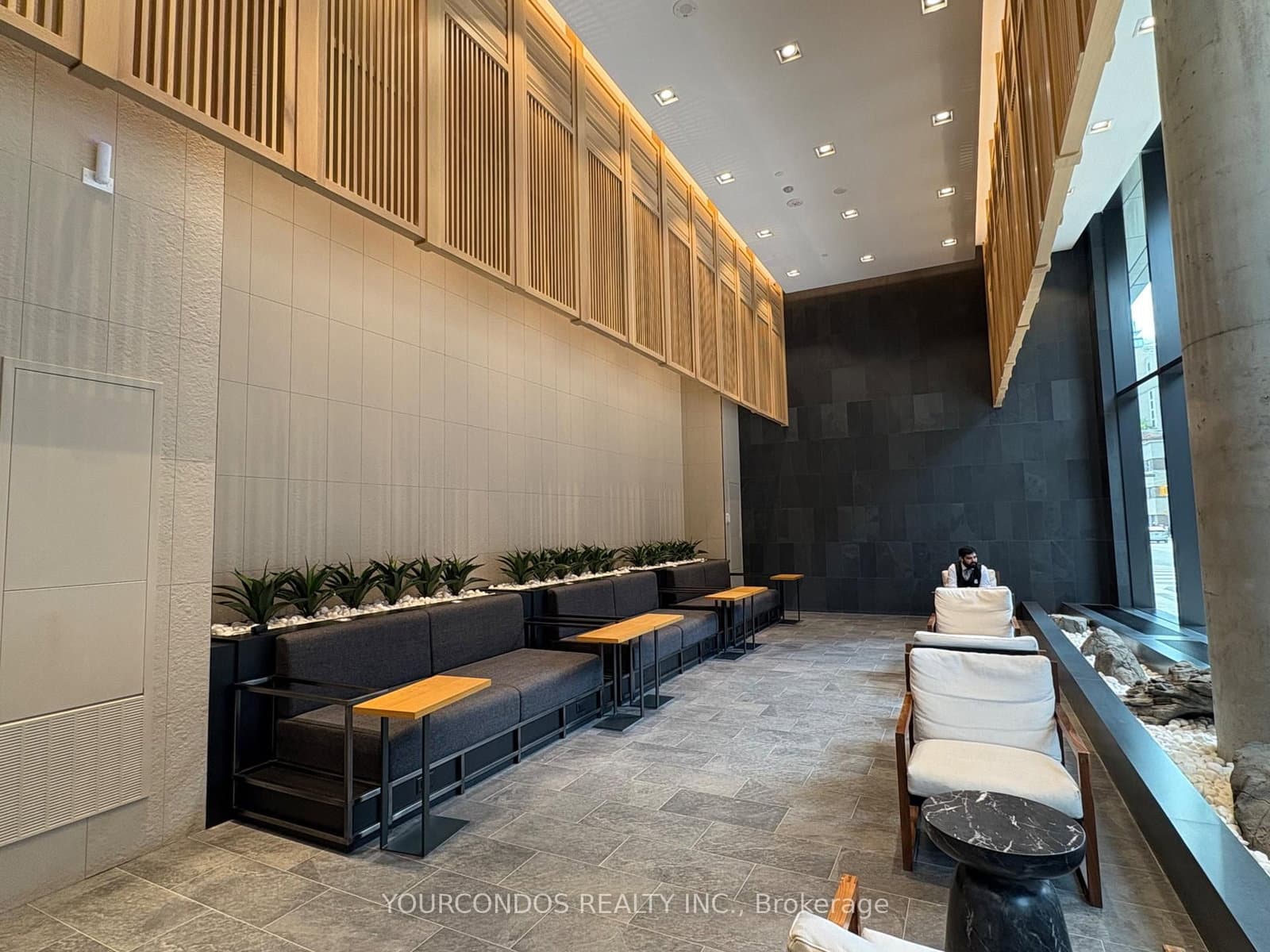 89 Church Street, Unit 3506 thumbnail 4