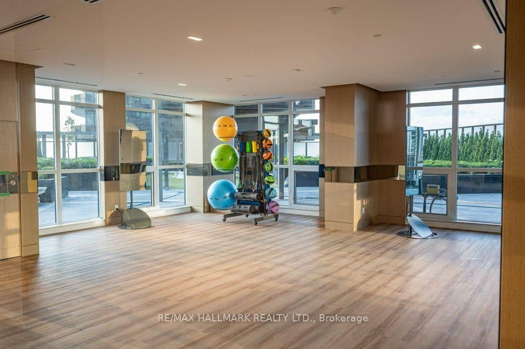 68 Esther Shiner Boulevard, Unit 1601 thumbnail 19