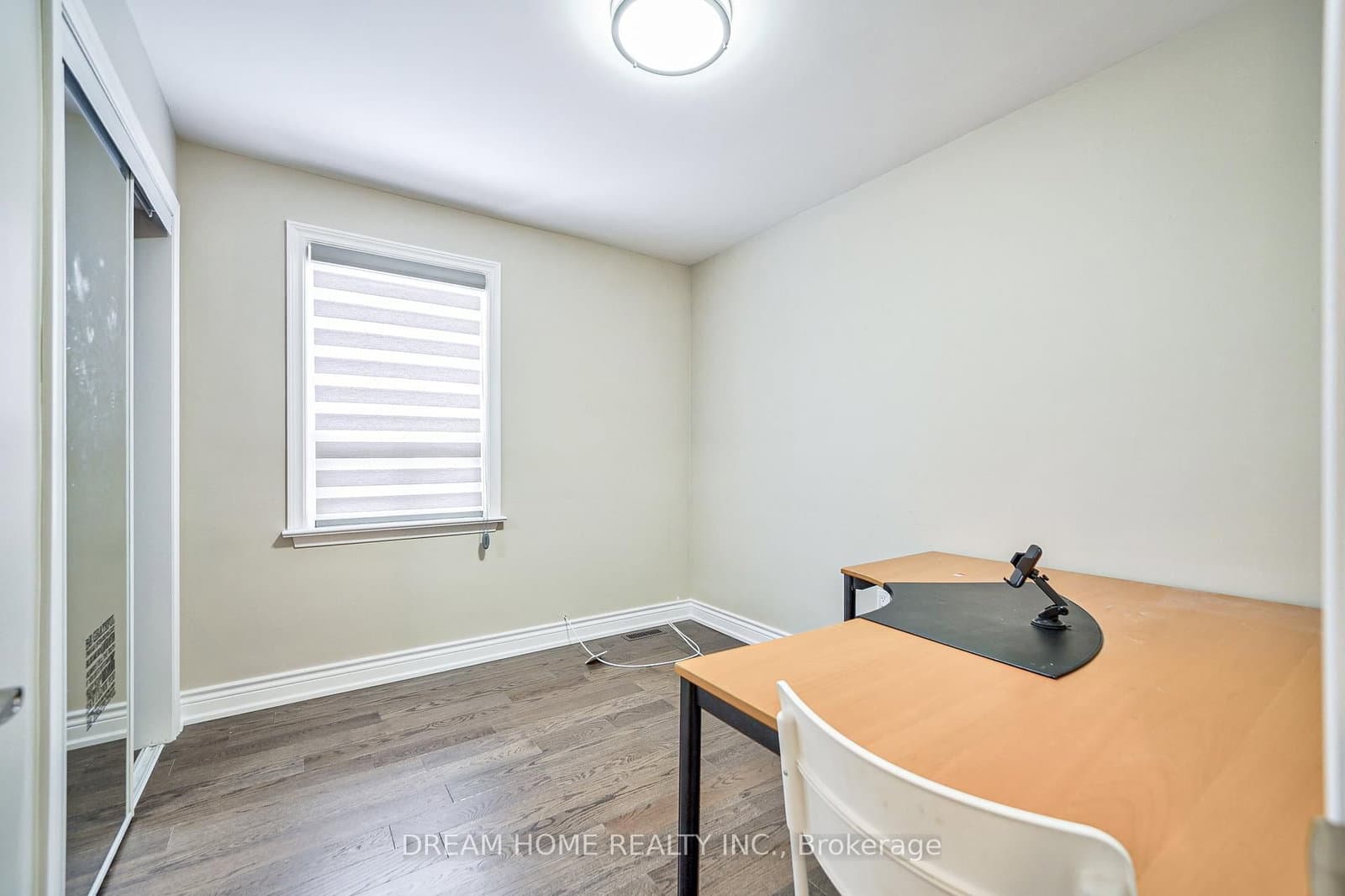 451 Kenneth Avenue, Unit Main thumbnail 14