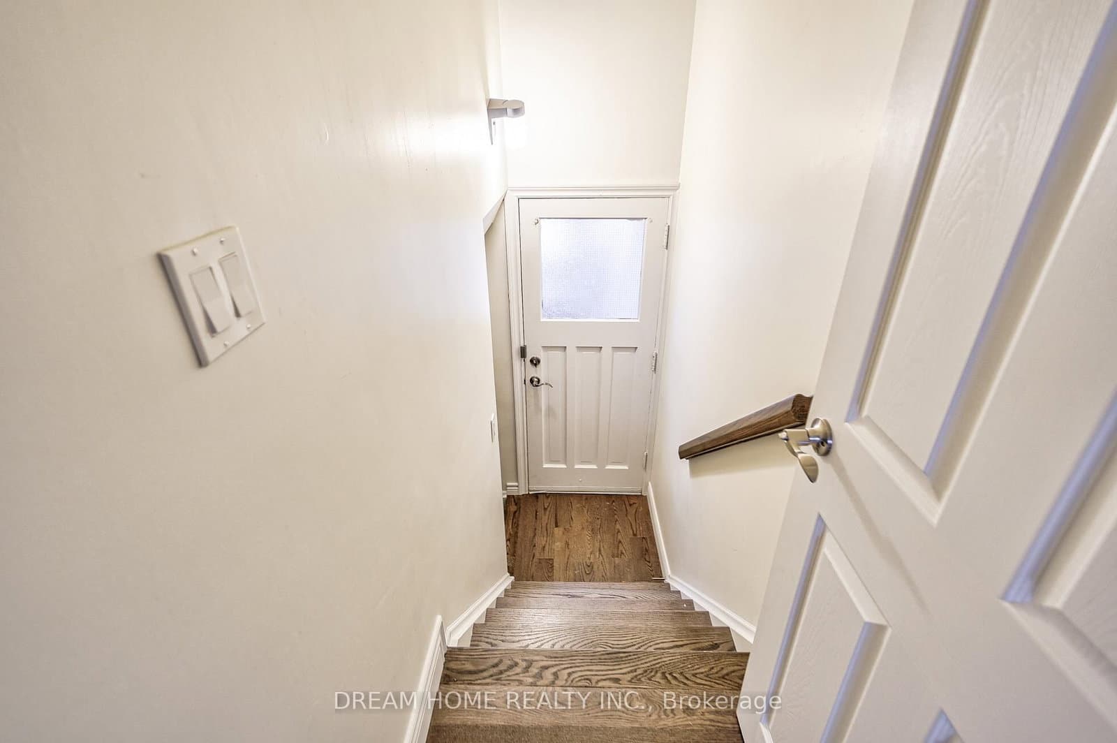 451 Kenneth Avenue, Unit Main thumbnail 23