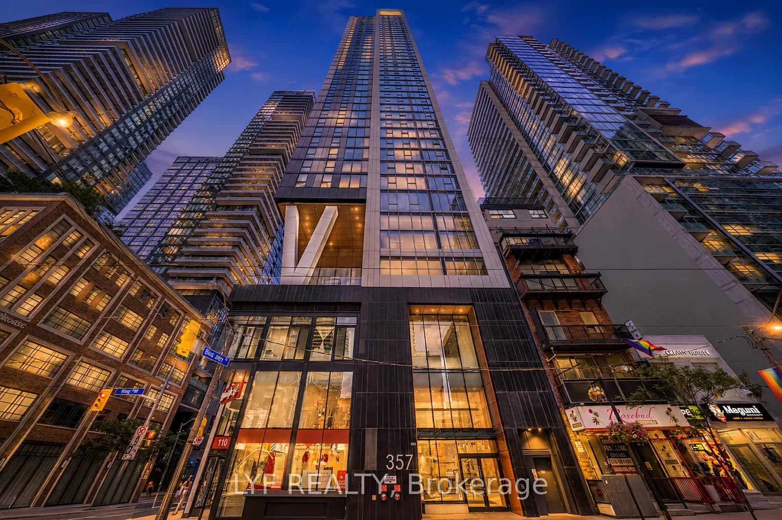 357 King Street W, Unit 2403 thumbnail 2