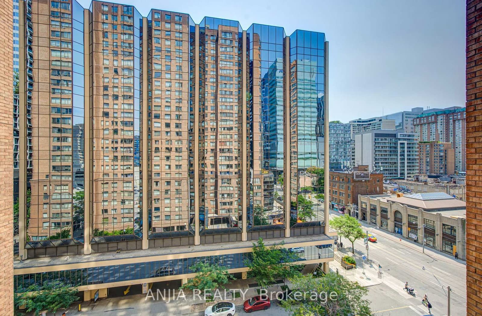 633 Bay Street, Unit 912 thumbnail 19