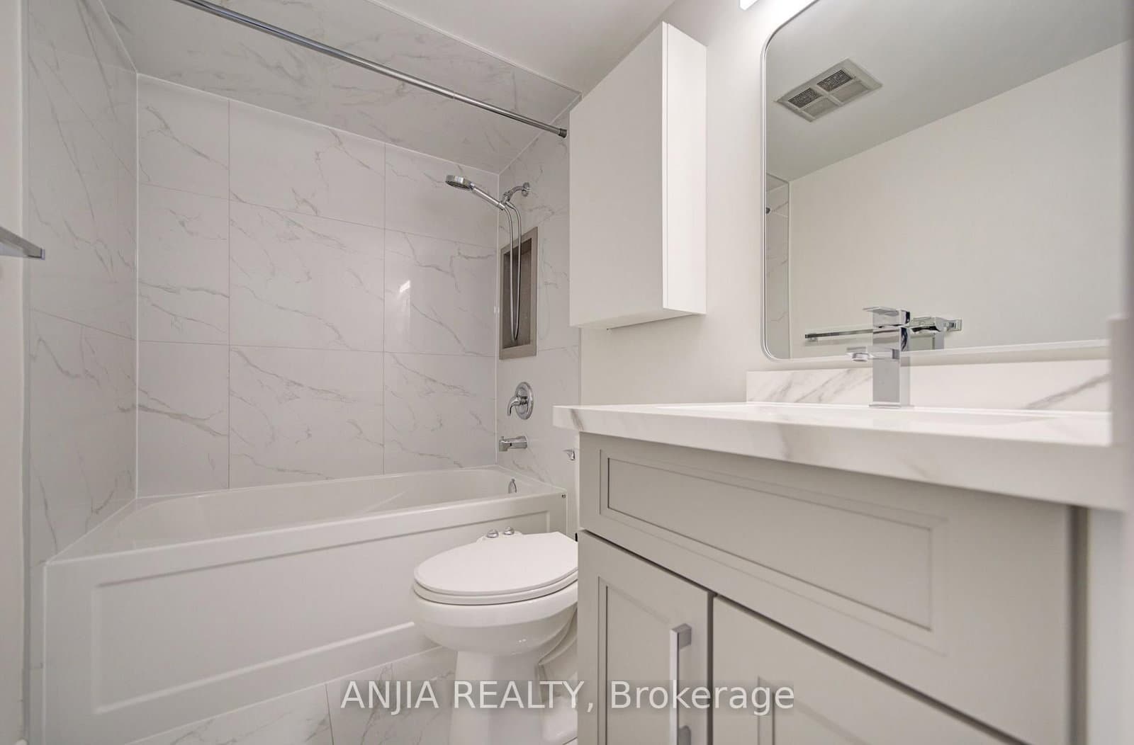 633 Bay Street, Unit 912 thumbnail 36
