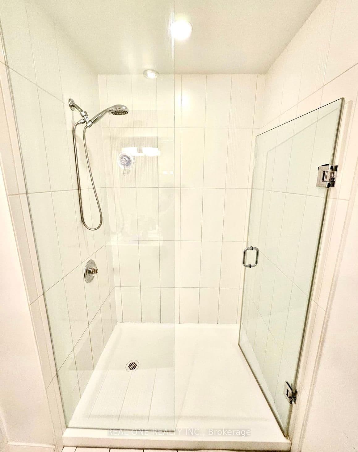 8 Telegram Mews, Unit 627 thumbnail 10