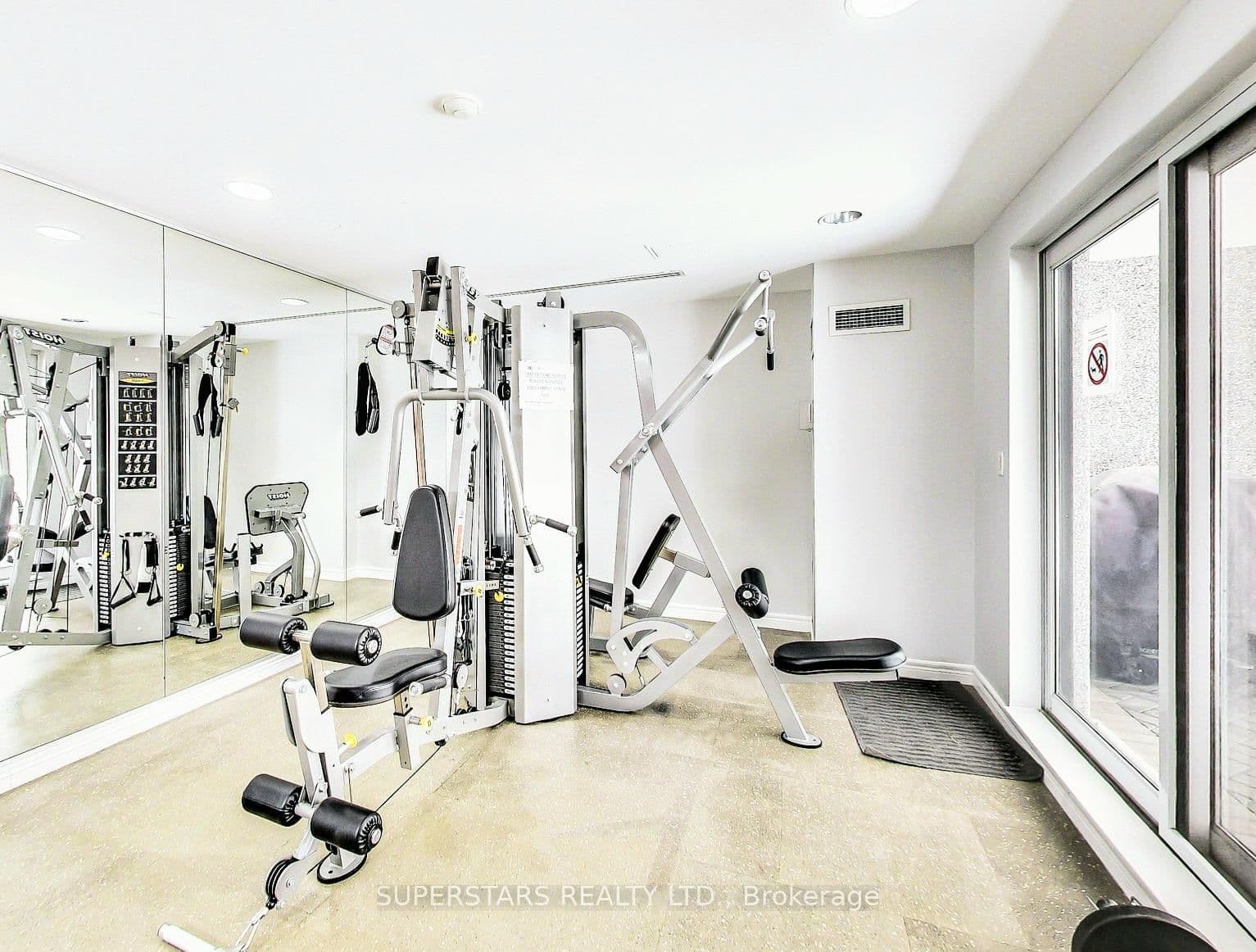 55 Bloor Street E, Unit 1502 thumbnail 20