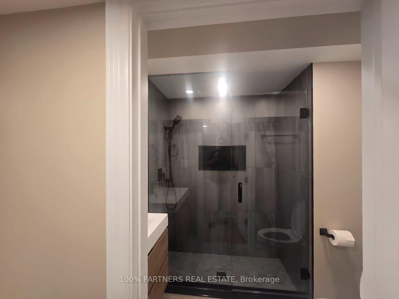244 Burbank Drive, Unit Bsmt thumbnail 17