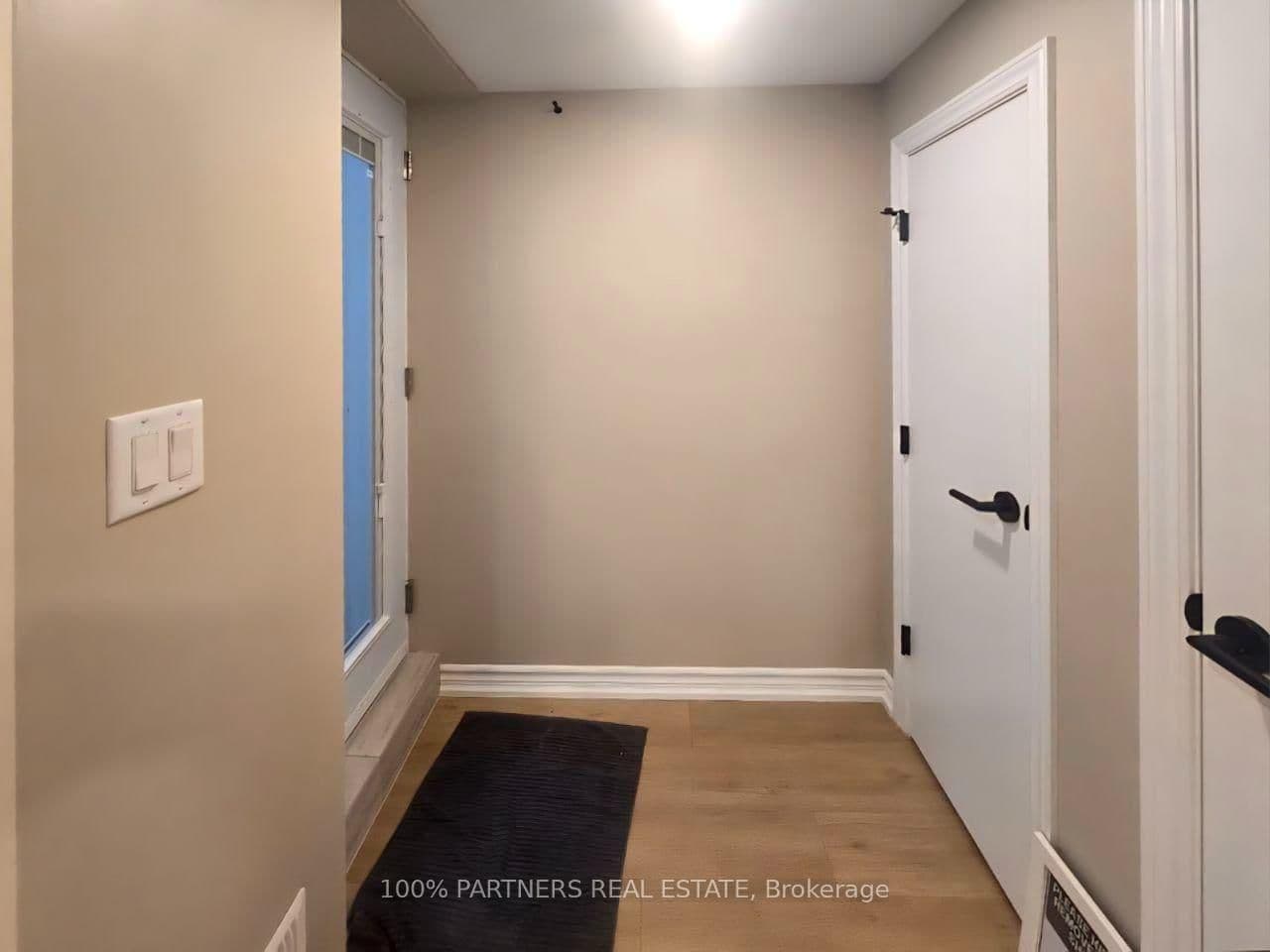 244 Burbank Drive, Unit Bsmt thumbnail 19