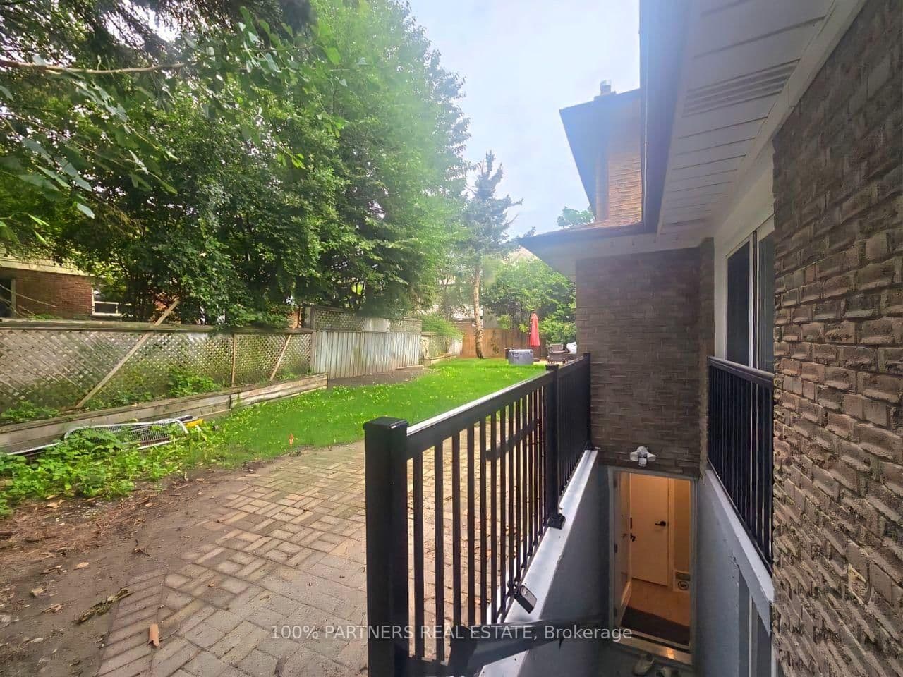 244 Burbank Drive, Unit Bsmt thumbnail 22