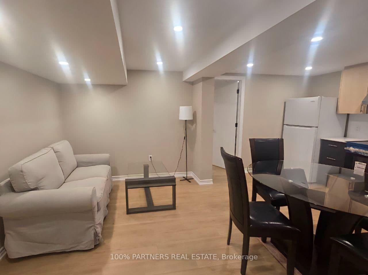 244 Burbank Drive, Unit Bsmt thumbnail 4