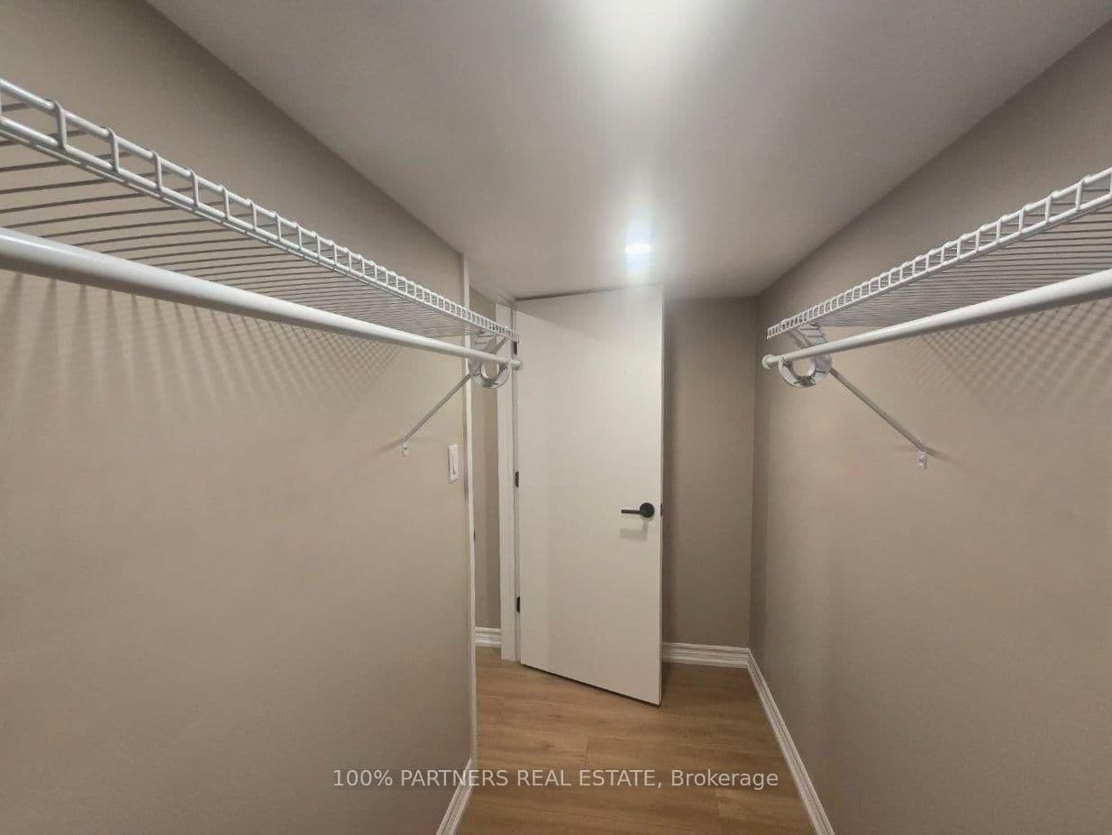 244 Burbank Drive, Unit Bsmt thumbnail 9