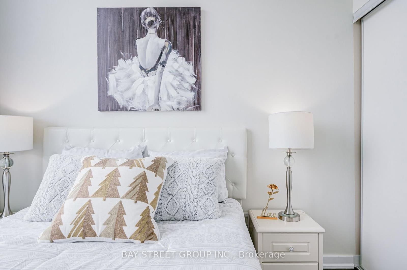 33 Singer Court, Unit Ph02 thumbnail 23