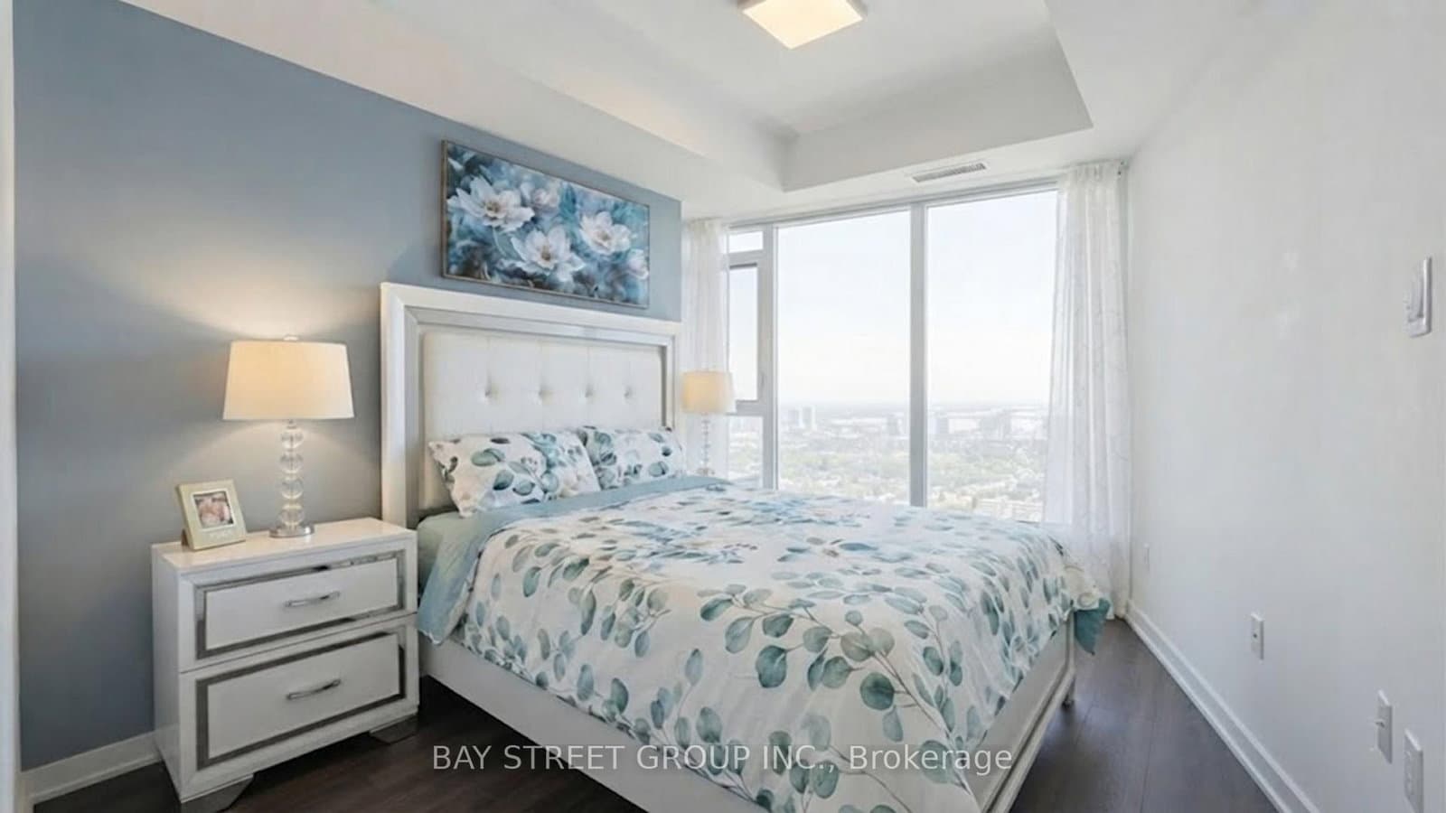 609 Sherbourne Street, Unit 5101 thumbnail 2