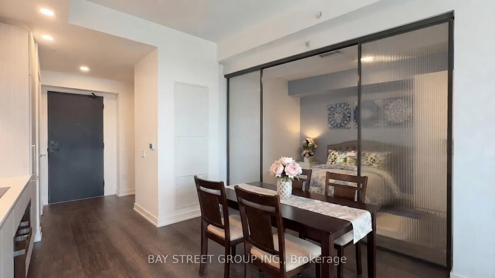 609 Sherbourne Street, Unit 5101 thumbnail 5
