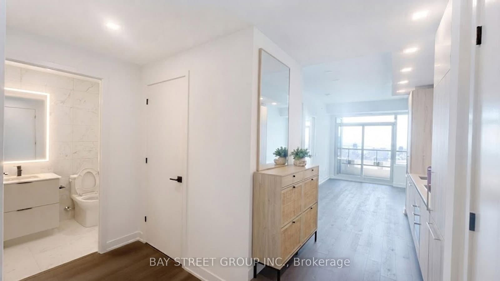 609 Sherbourne Street, Unit 5101 thumbnail 6