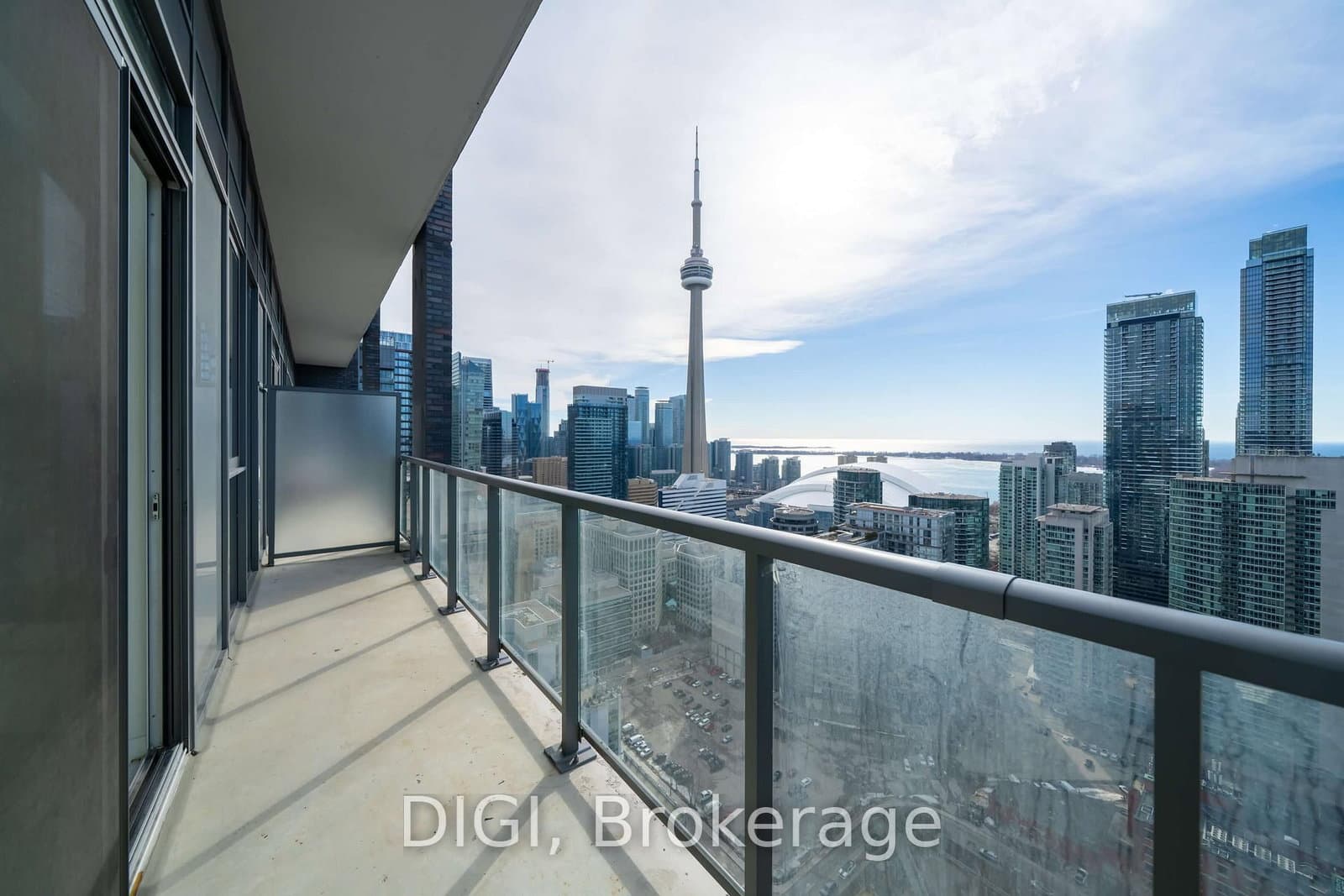 57 Spadina Avenue, Unit 2004 thumbnail 19
