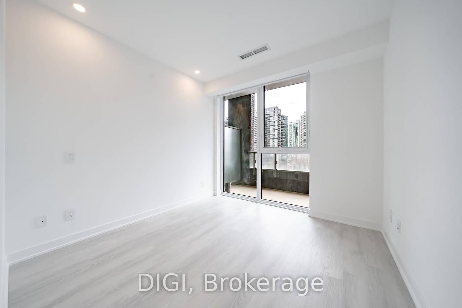 57 Spadina Avenue, Unit 1109 thumbnail 14