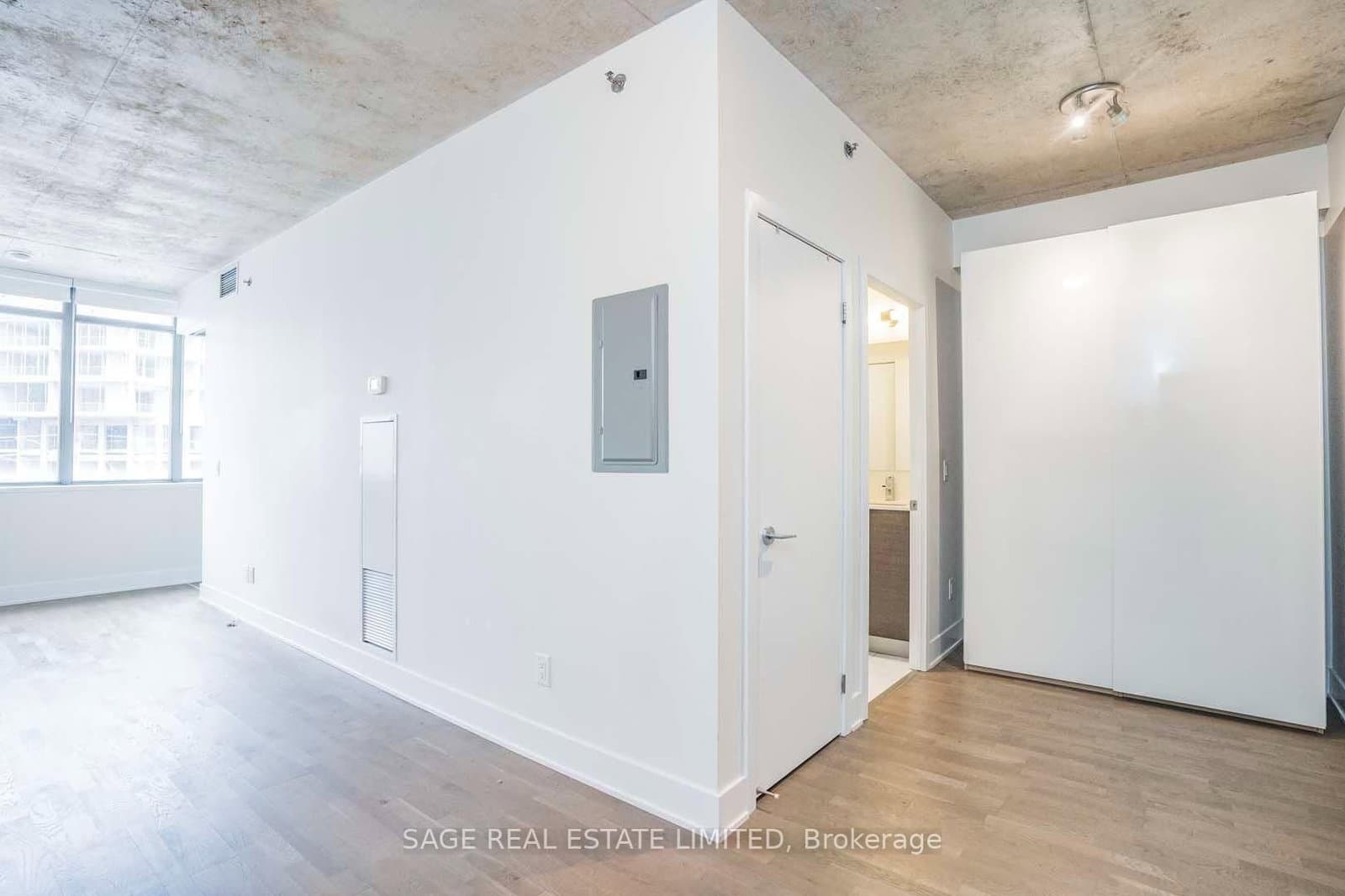 90 Trinity Street, Unit 305 thumbnail 19