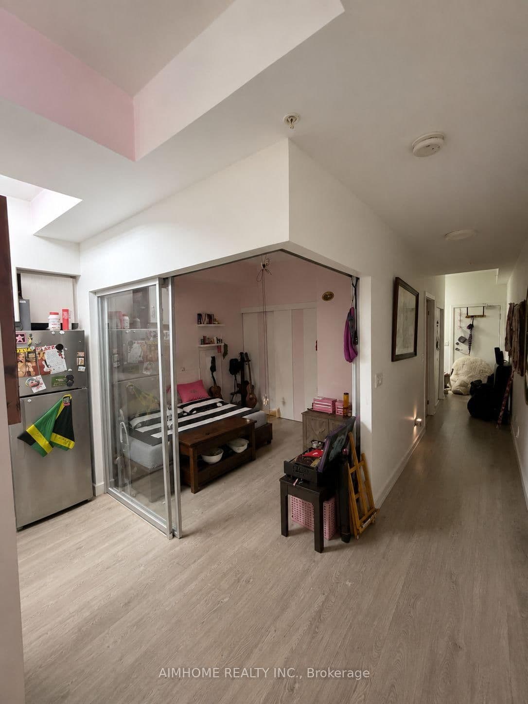 10 Willison Square, Unit 706 thumbnail 7
