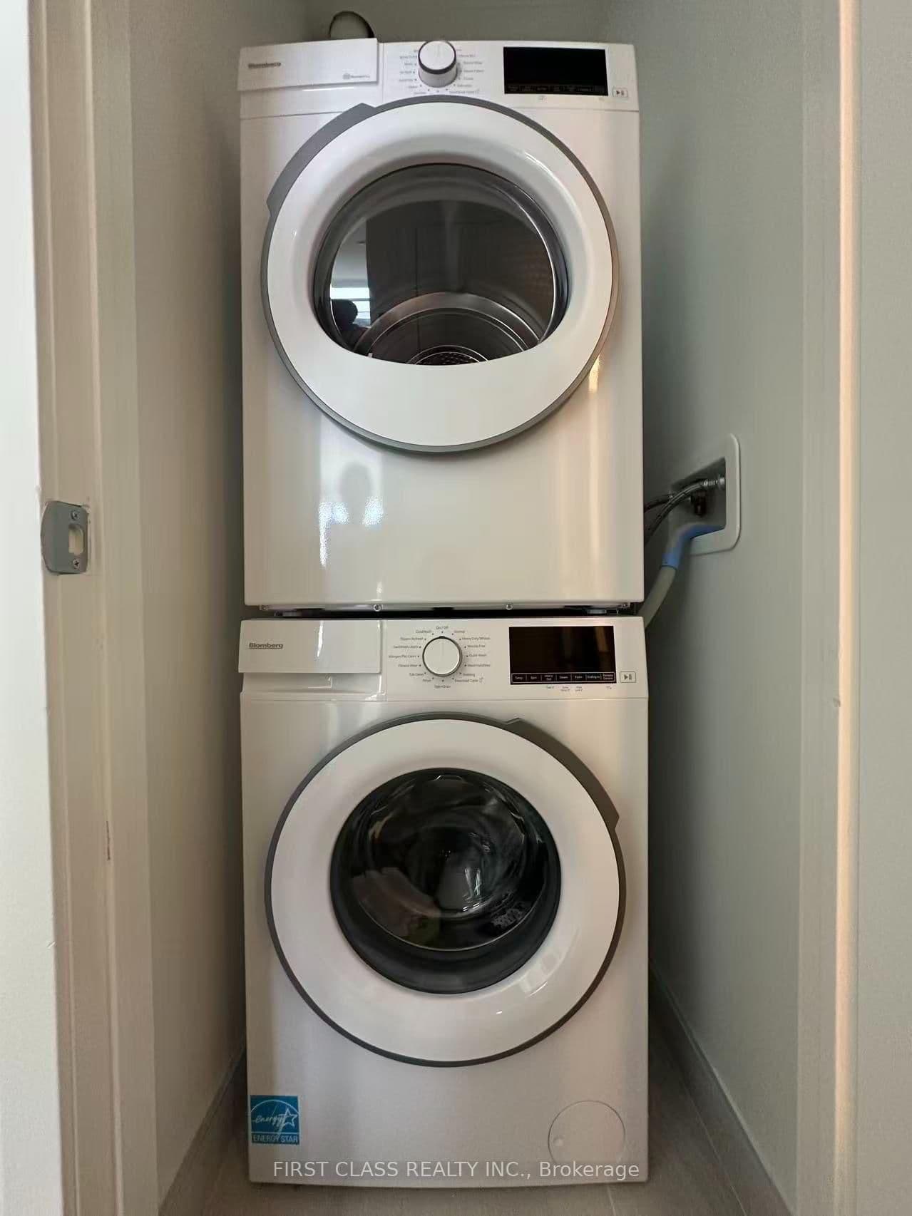 15 David Salomon Drive, Unit 703 thumbnail 9