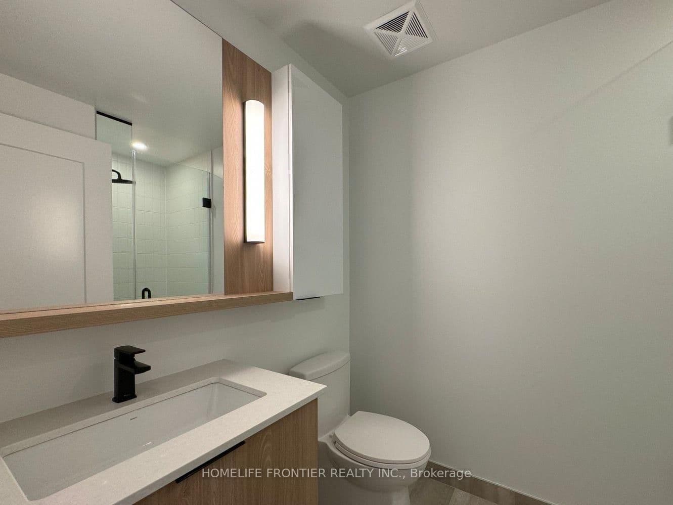 5 Defries Street, Unit 305 thumbnail 32