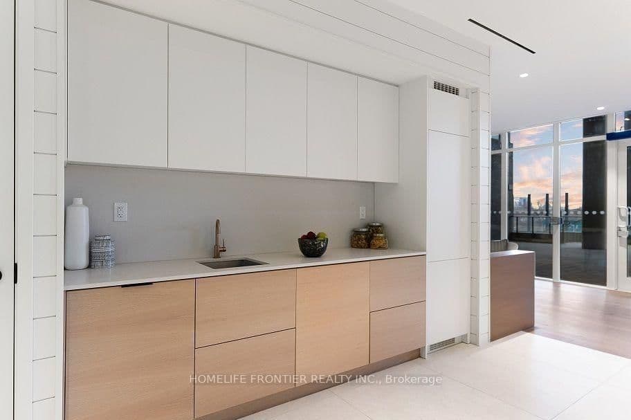 5 Defries Street, Unit 305 thumbnail 5