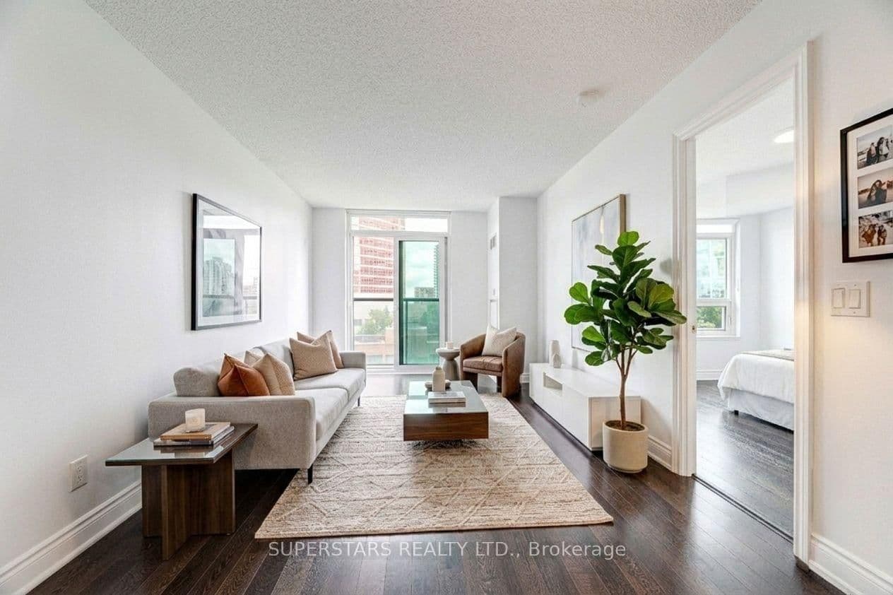25 Greenview Avenue, Unit 524 thumbnail 2