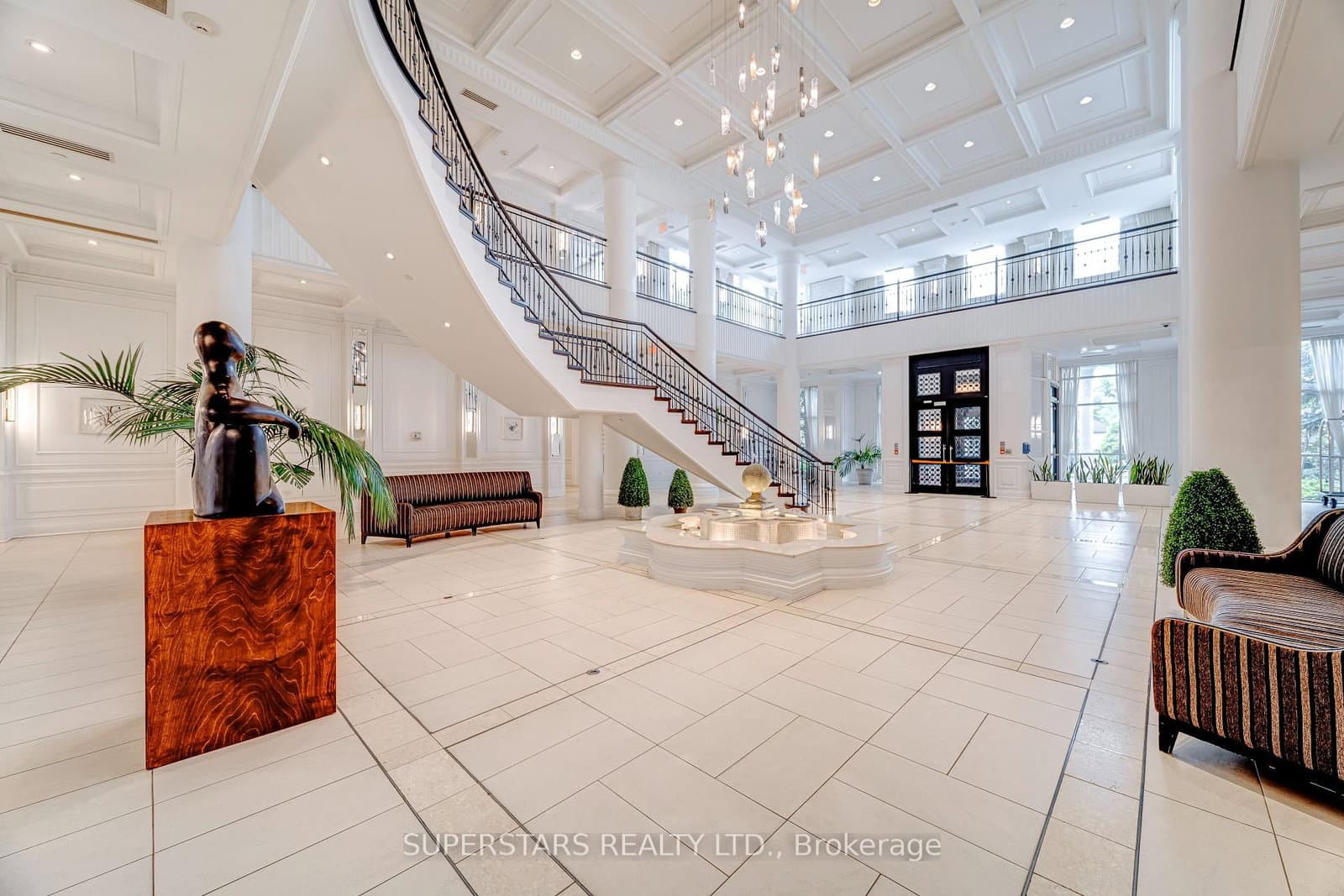 25 Greenview Avenue, Unit 524 thumbnail 25