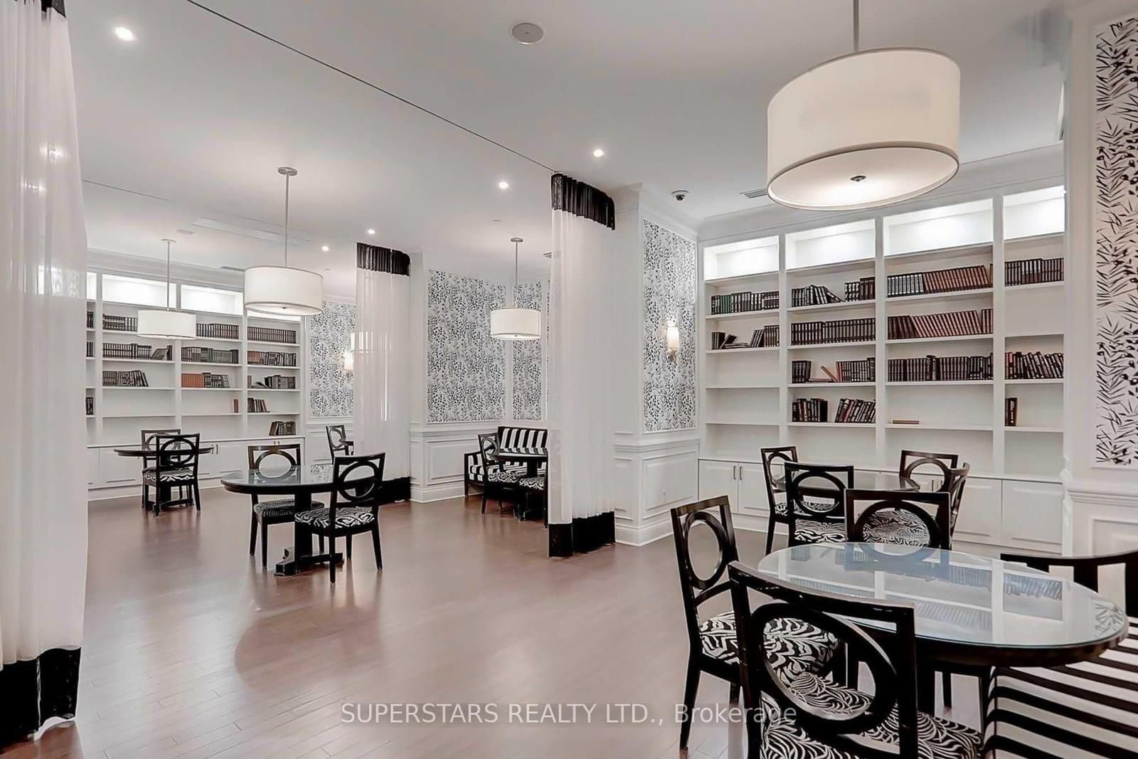25 Greenview Avenue, Unit 524 thumbnail 32