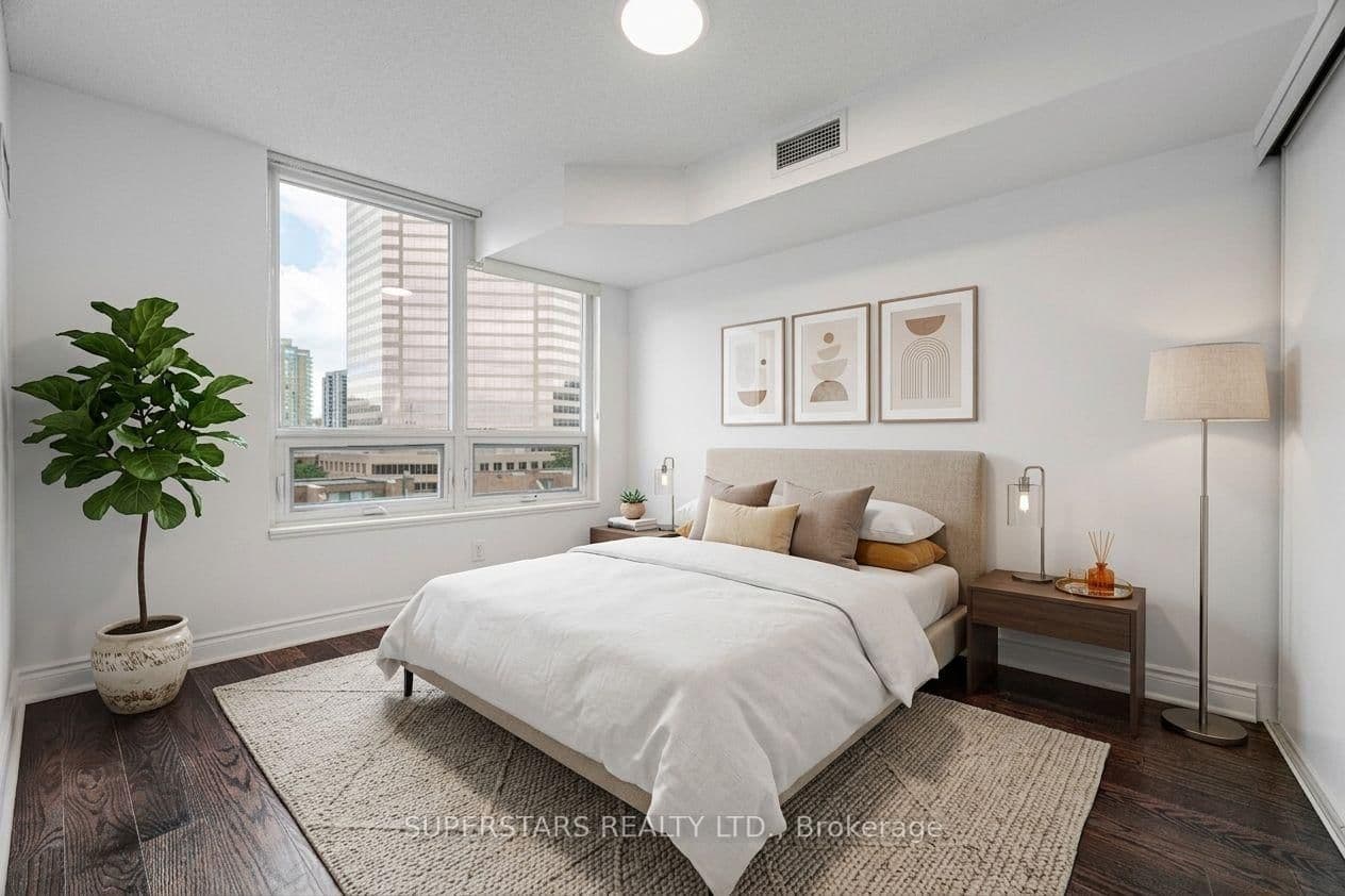25 Greenview Avenue, Unit 524 thumbnail 5