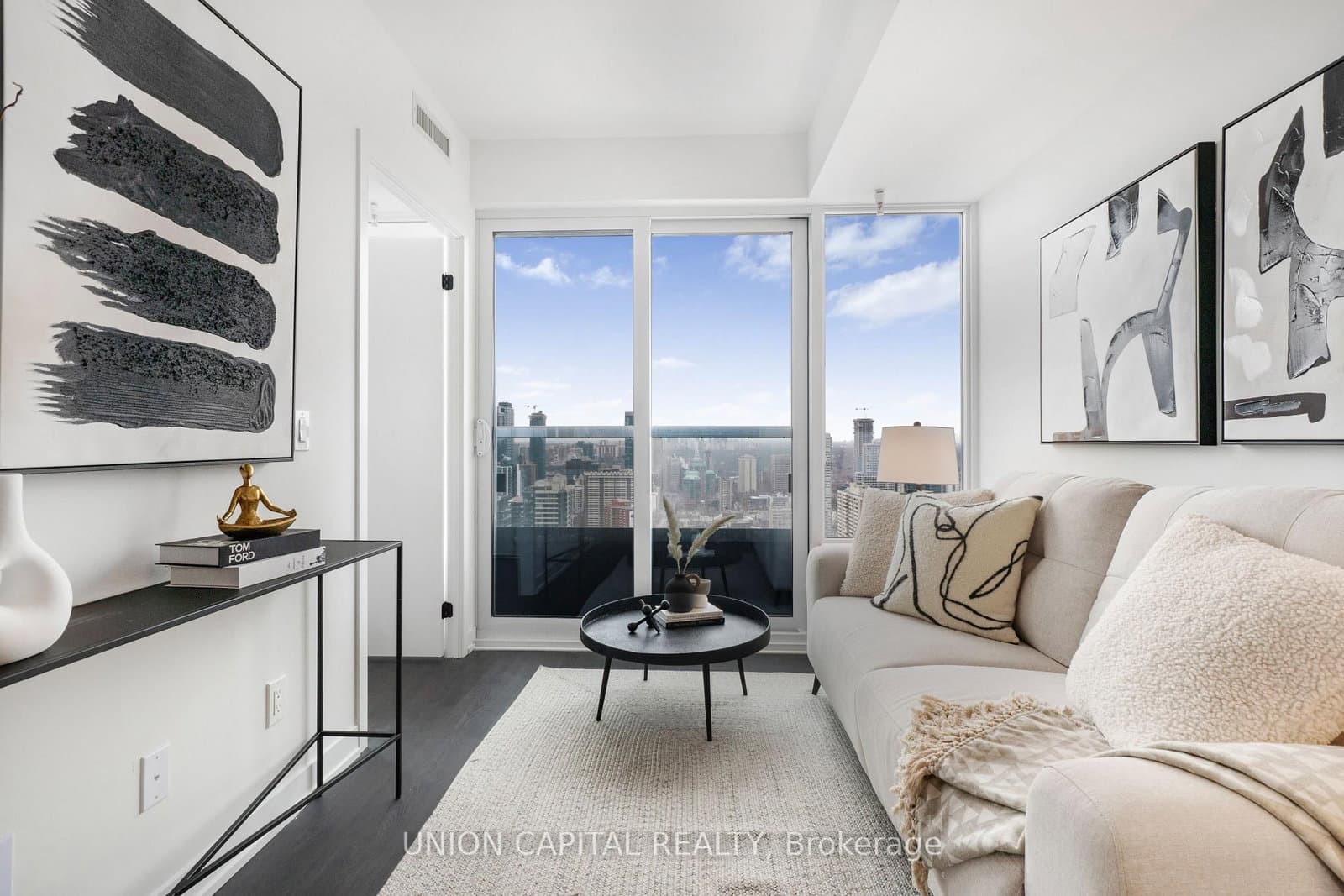 319 Jarvis Street, Unit 4908 thumbnail 4