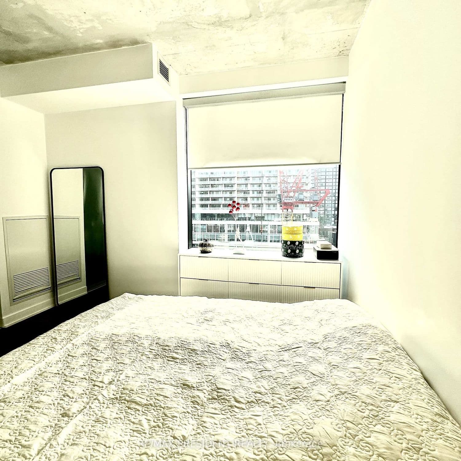 38 Stewart Street, Unit 703 thumbnail 8