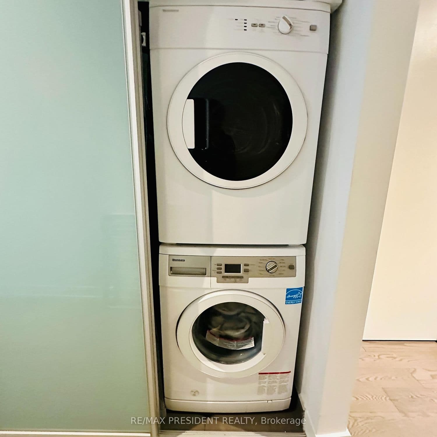 38 Stewart Street, Unit 703 thumbnail 9
