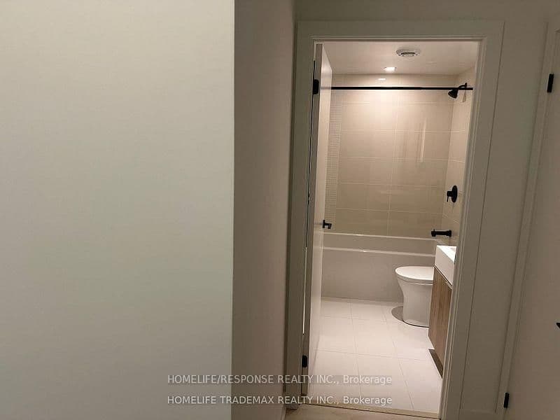 117 Broadway Avenue, Unit 416 thumbnail 21