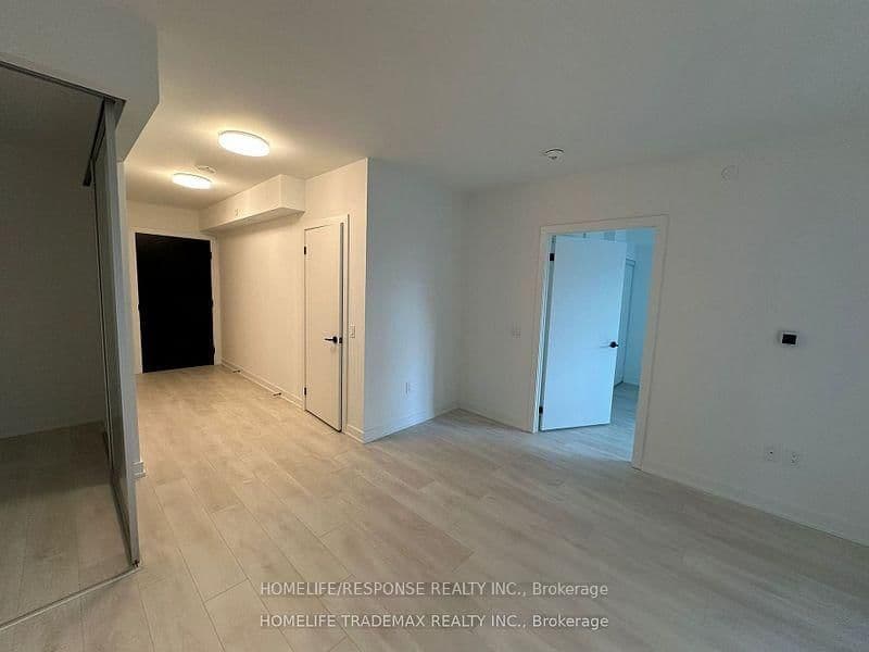 117 Broadway Avenue, Unit 416 thumbnail 4