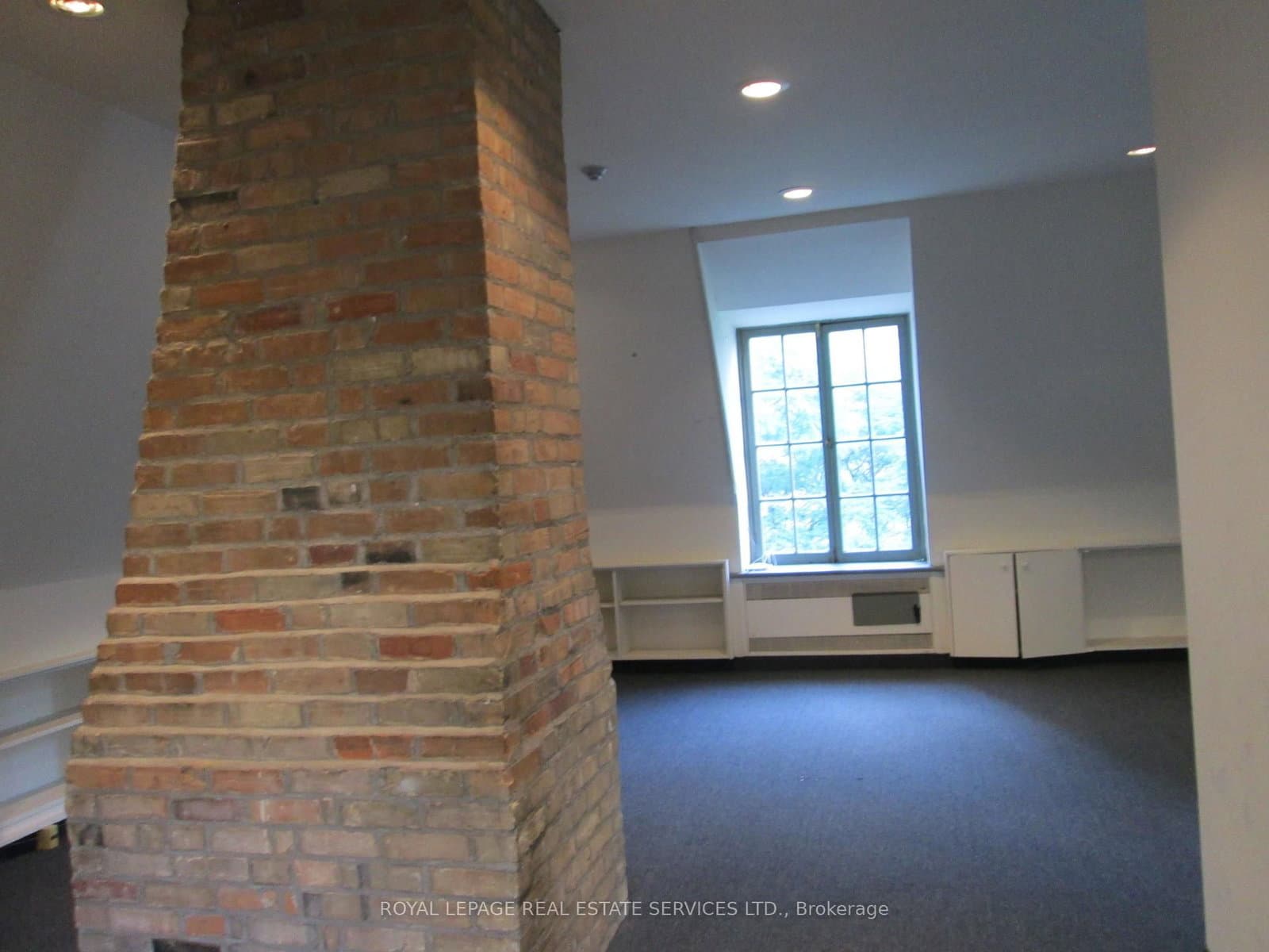 6 Trinity Square thumbnail 14