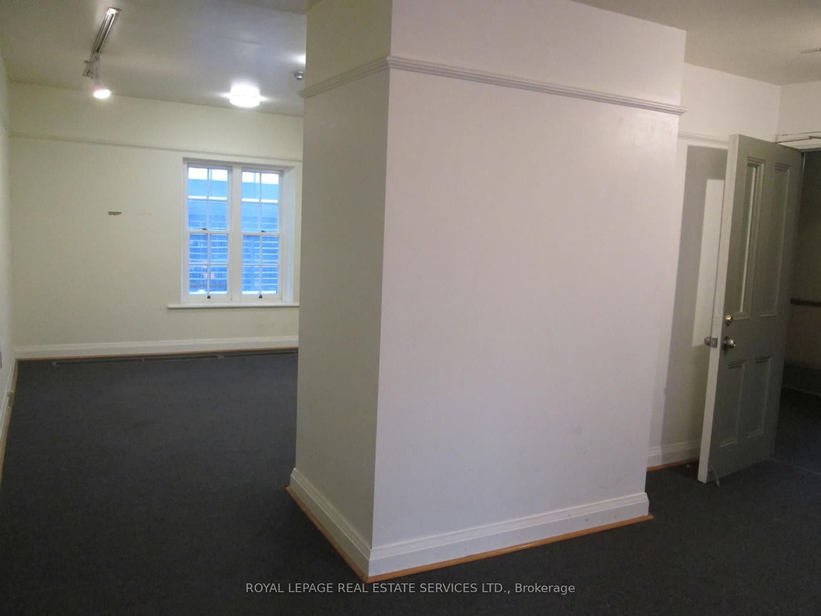 6 Trinity Square thumbnail 5