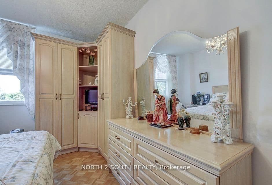 175 Hilda Avenue, Unit 511 thumbnail 27