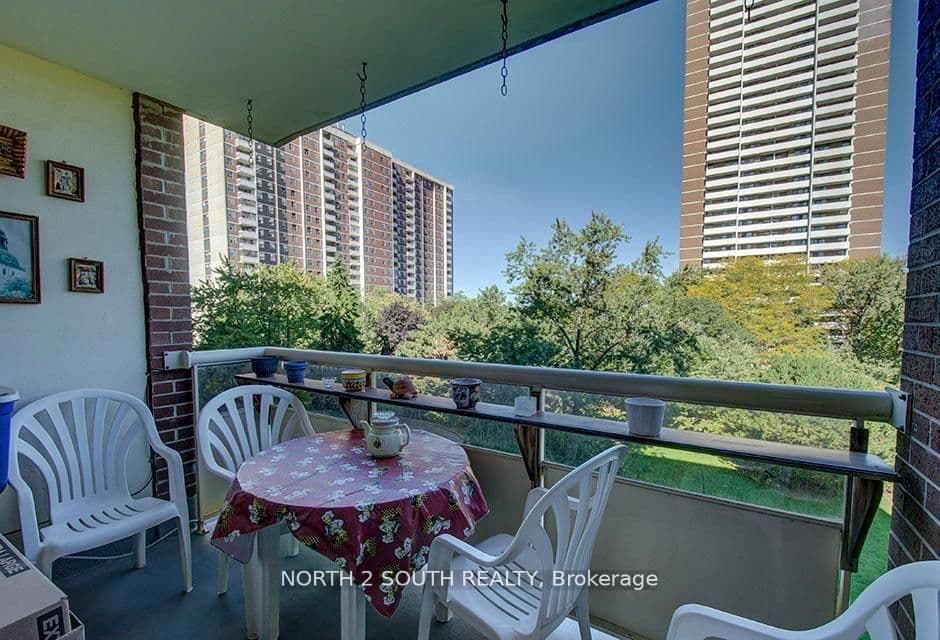 175 Hilda Avenue, Unit 511 thumbnail 32