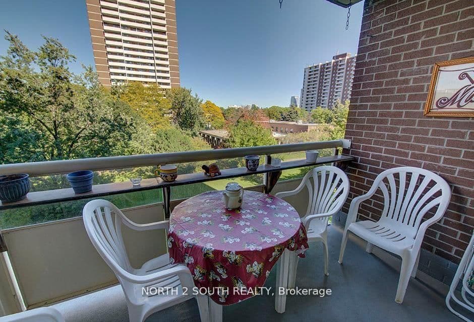 175 Hilda Avenue, Unit 511 thumbnail 33