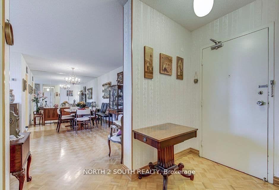 175 Hilda Avenue, Unit 511 thumbnail 6