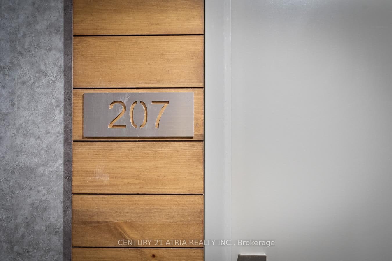 5 St Joseph Street, Unit 207 thumbnail 5