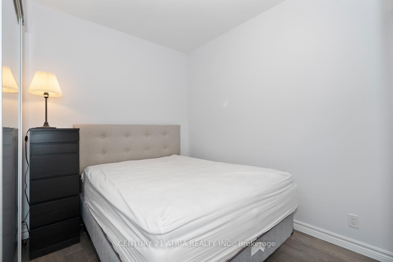5 St Joseph Street, Unit 207 thumbnail 8