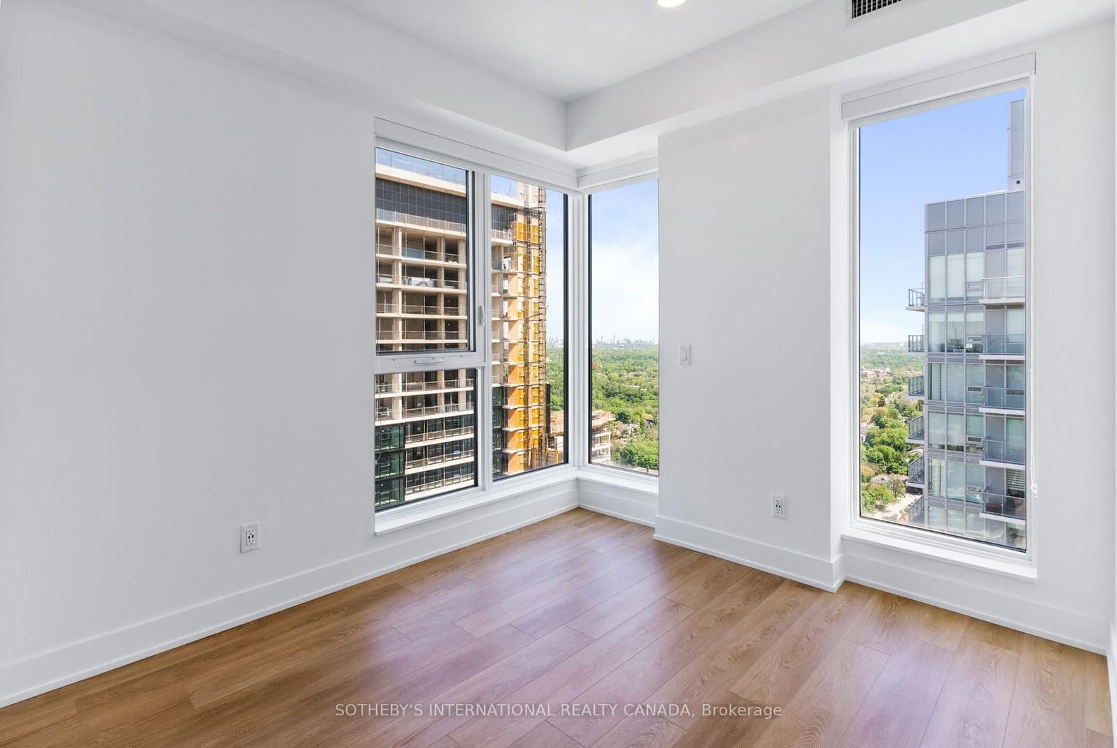 200 Redpath Avenue, Unit 3605 thumbnail 12