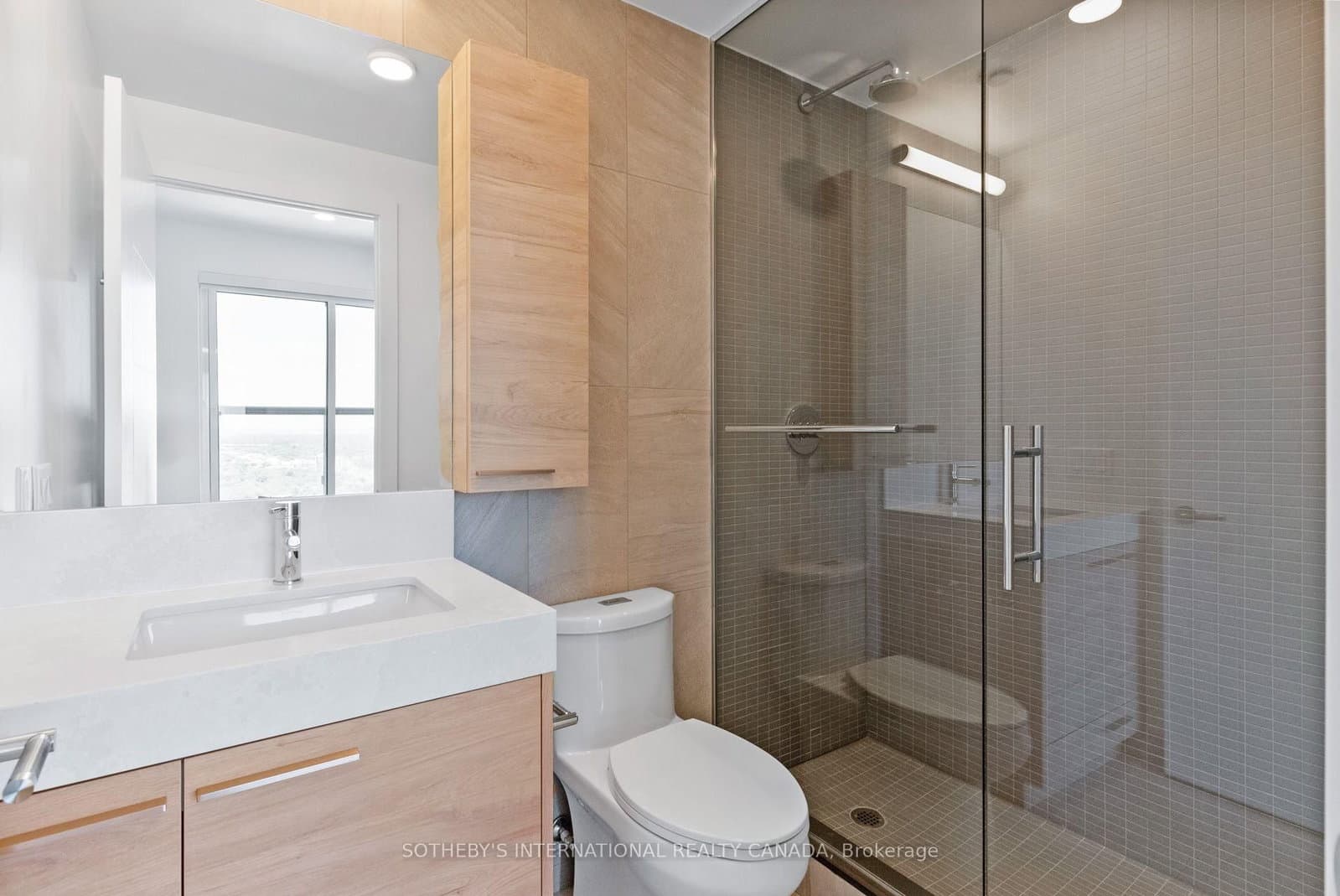 200 Redpath Avenue, Unit 3605 thumbnail 18